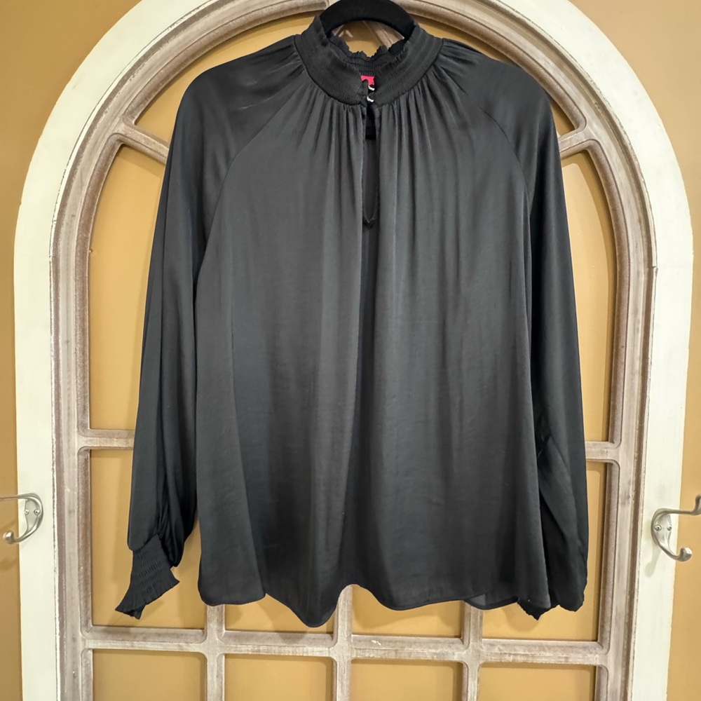 Jennifer Lopez Black Blouse